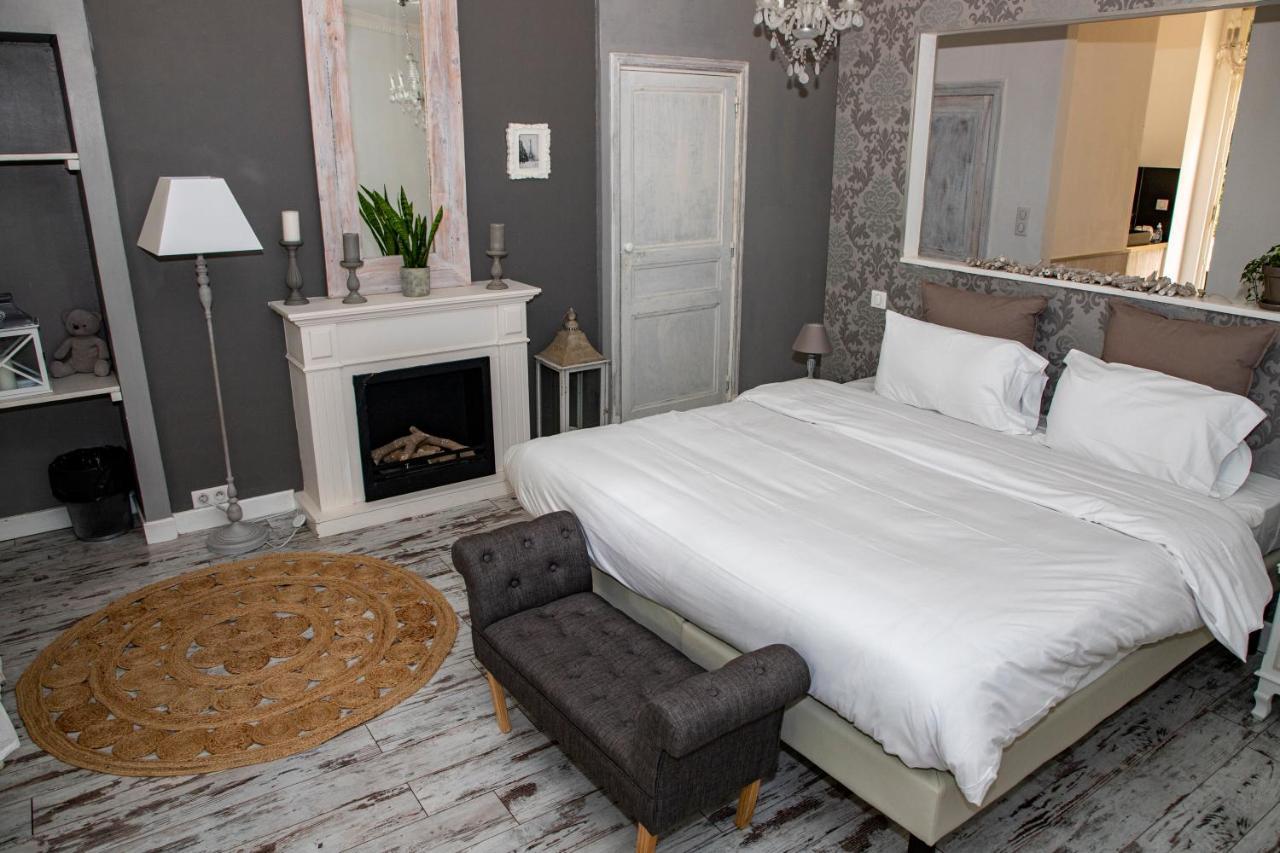 Les Suites De La Domaine Chateau De Fretoy Morlet Εξωτερικό φωτογραφία